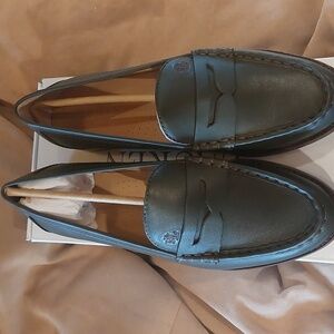 Women's LAUREN Ralph Lauren Wynnie Leather Penny Loafer Dark Olive Green Sz 8.5B